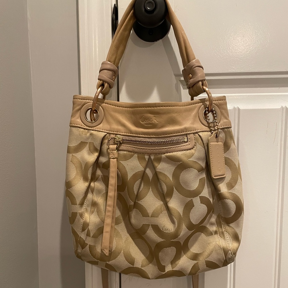 VINTAGE COACH PURSE